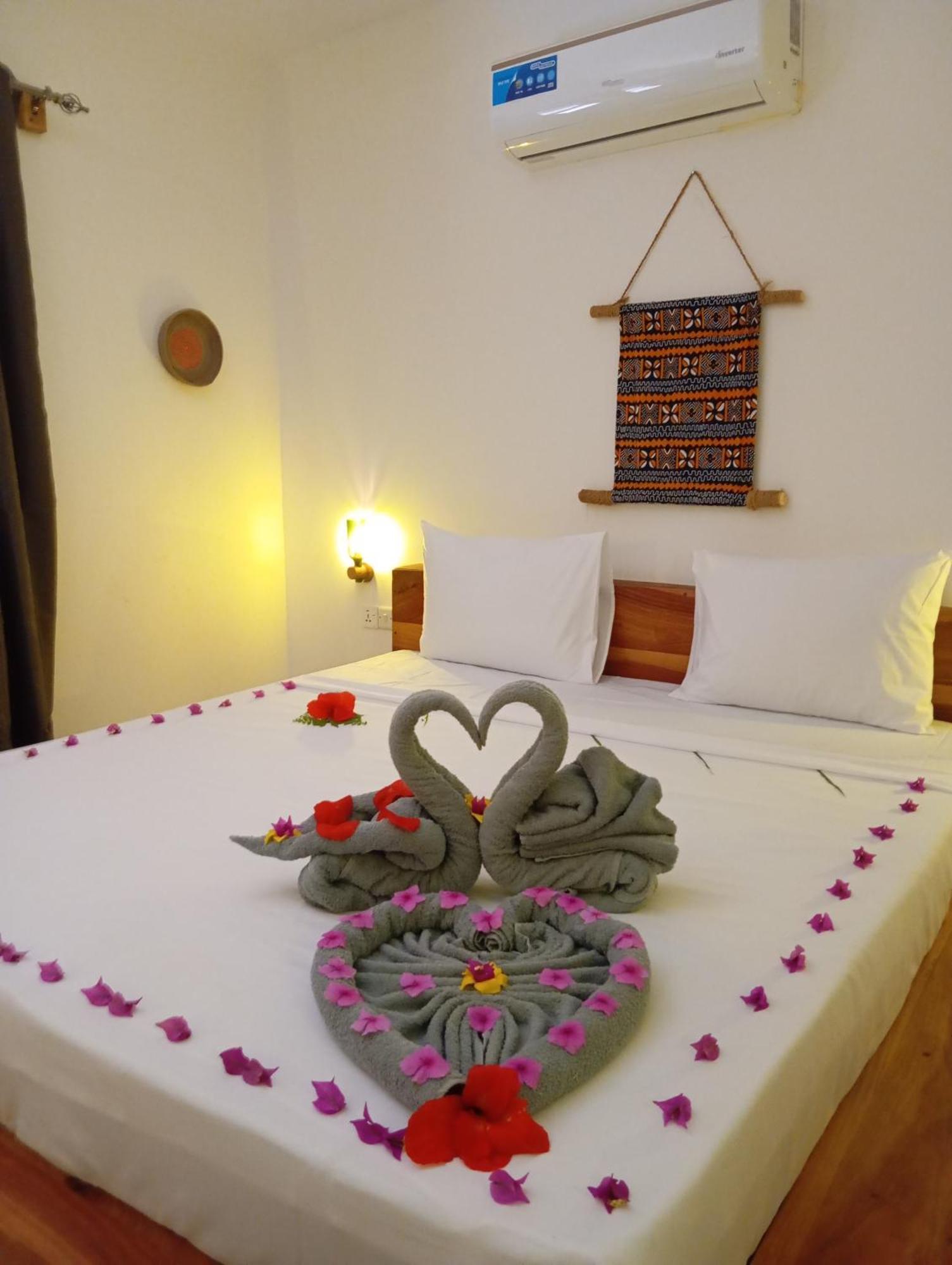 Aluna Beach Apartments Nungwi Zimmer foto
